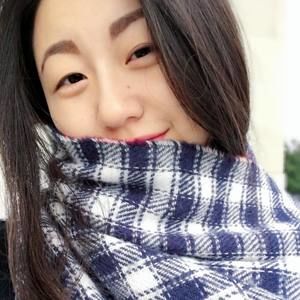 Meet your Posher, Claire